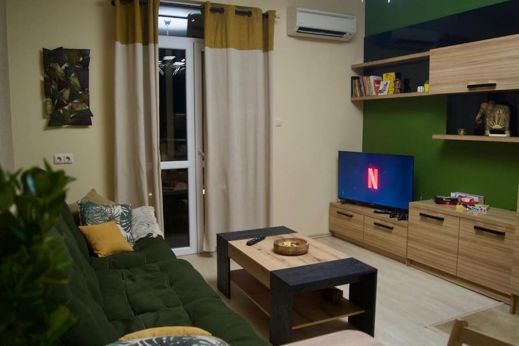 Cozy 2Br Oasis In Central Burgas Bagian luar foto
