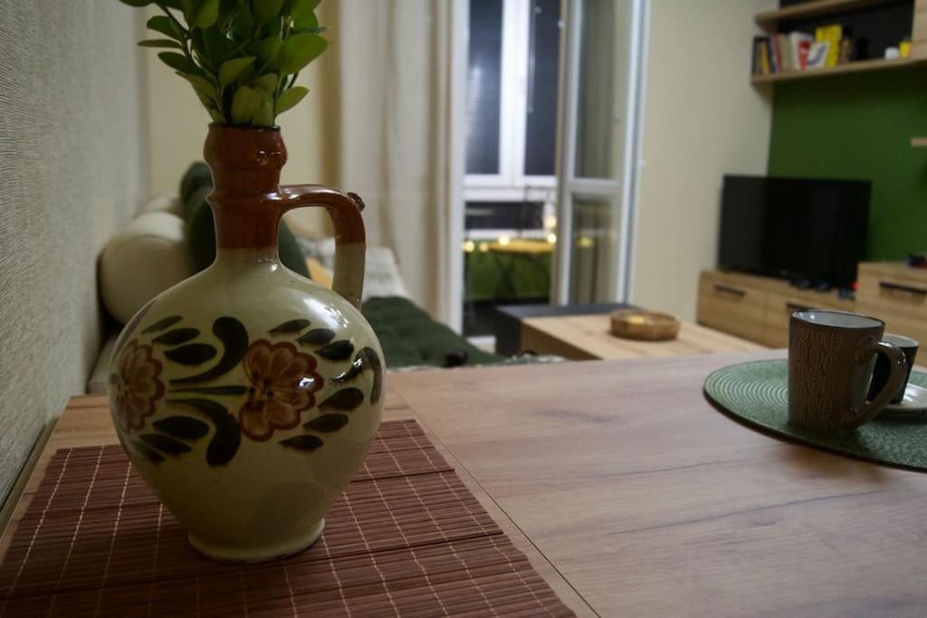 Cozy 2Br Oasis In Central Burgas Bagian luar foto