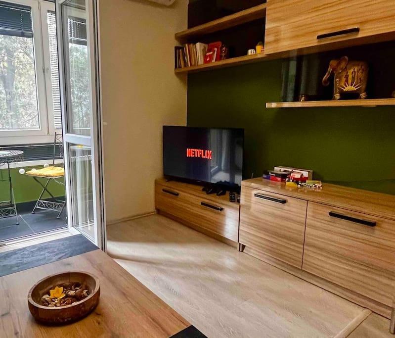 Cozy 2Br Oasis In Central Burgas Bagian luar foto